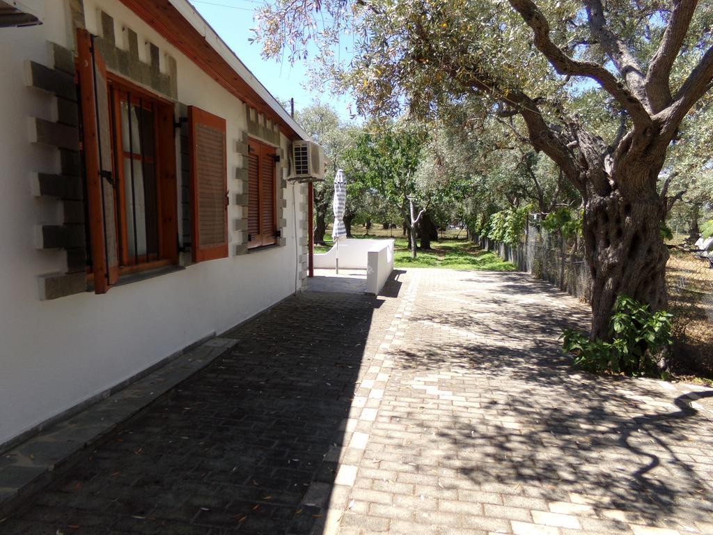 Villa Karapataki Skala Rachoni  Exterior photo