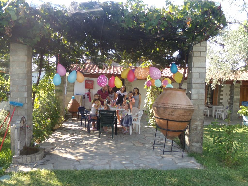 Villa Karapataki Skala Rachoni  Exterior photo